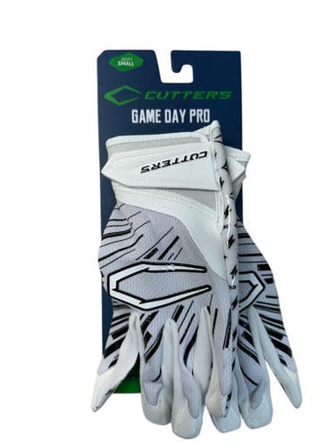 Used Cutters GAME DAY PRO FB Gloves Black And White SM 11835-S000200197