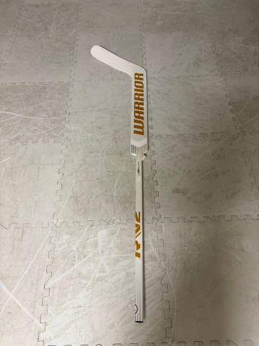 Senior Warrior Ritual V2 Pro+ Regular Goalie Stick 24.5" Paddle Pro Stock (New)