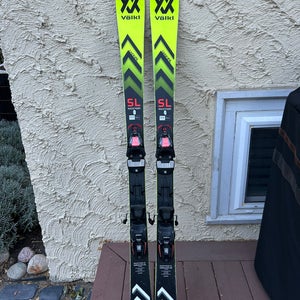 2024 Volkl Racetiger SL 135 cm Racing Skis Max Din 10 (Used)