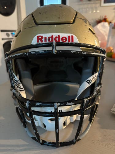 Adult Medium Riddell SpeedFlex Helmet (Used)