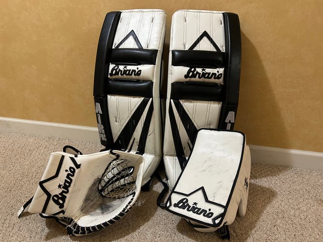 33" Brian's Heritage Regular Goalie Full Set (Used)