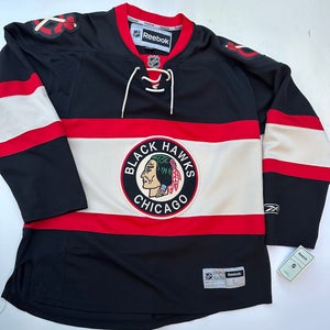 NWT Chicago Blackhawks  Jersey size L
