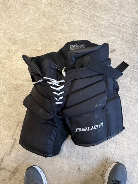 Senior Small 2024 Bauer Pro Hockey Goalie Pants Pro Stock (Used)