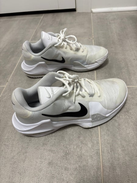 Men's Size M 9.0 (W 10.0) Nike Shoes (Used)