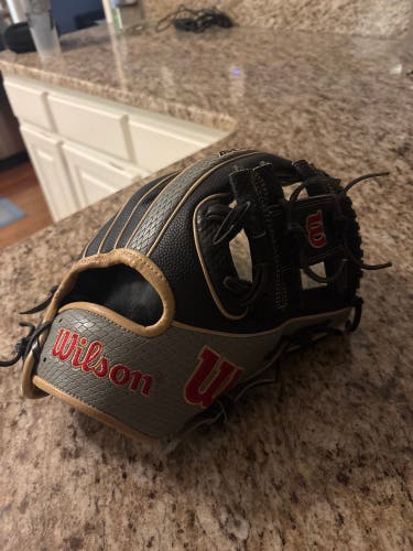 Wilson A2K RH Infield Baseball Glove 11.5" (Used)