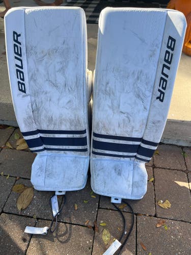 30" Bauer GSX Goalie Leg Pads (Used)