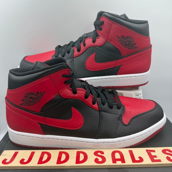 Nike Air Jordan 1 Mid Banned Bred Black Red 554724-074 Men's Size 13 NIB New