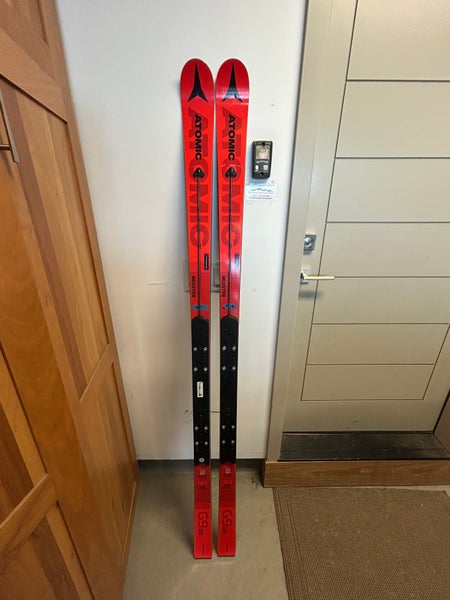 Atomic Redster G9 183 cm GS Racing Skis Without Bindings (Used)