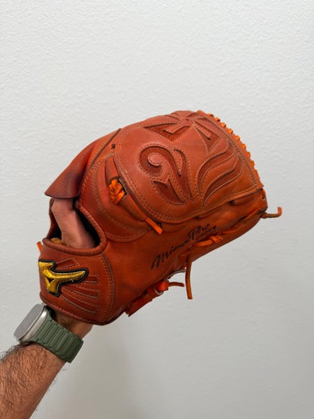 12" Mizuno Haga Kip Pitcher's Baseball Glove from Japan