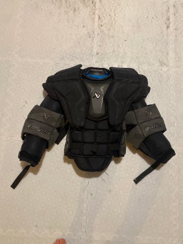 Small Bauer Elite Goalie Chest Protector (Used)