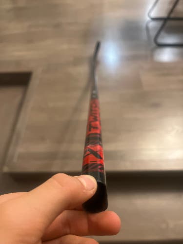 Youth Bauer Twitch Left Hand Hockey Stick P28 (Used)