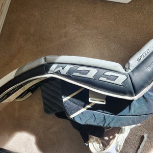 33" CCM Extreme Flex E5.9 Goalie Leg Pads (Used)