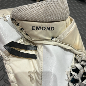 Vaughn Ventus SLR2 ST Pro Carbon Regular Pro Stock (Used) Sharks Colors