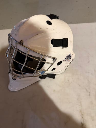Senior Large Coveted Mask 906 XLT Goalie Mask Pro Stock (Used)