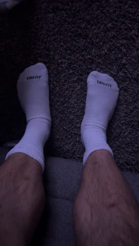 White Men's One Size Fits All Nike Socks (Used)
