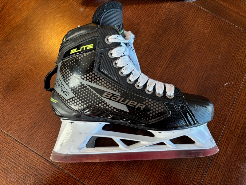 Bauer Elite Hockey Goalie Skates 7 (Used)