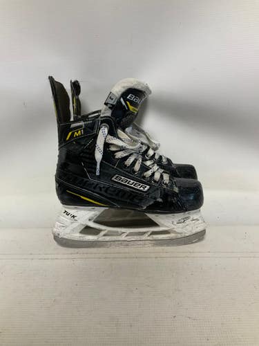 Used Bauer SUPREME M1 Junior Hockey Skate Junior 03 11823-S000035695
