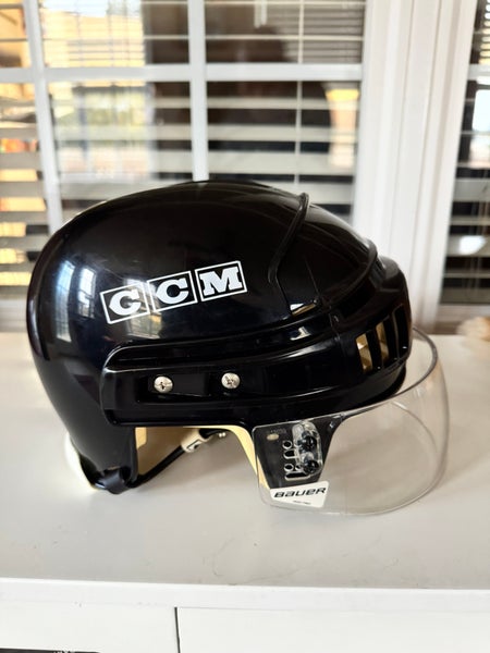 Medium CCM HT2 Helmet (Visor Not Included)