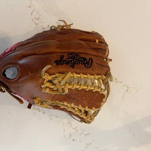 Rawlings RH Outfield Bull Series 12.75” Trapeze Baseball Glove 12.75" (Used)