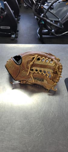 Used Louisville Slugger OMAHA LEGACY BB/SB Glove RH Throw Brown 11 1/2" 11497-S000153471