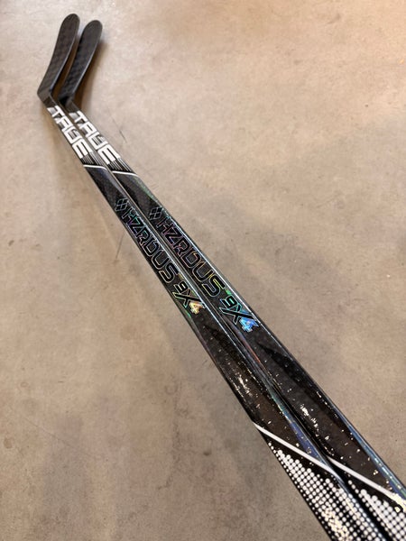 2 PACK 75 Flex Custom P92M Hzrdus Smoke Senior True Right Hand Pro Stock (New) NHL