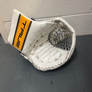 SCOTT WEDGEWOOD pro return true (580 break) goalie glove