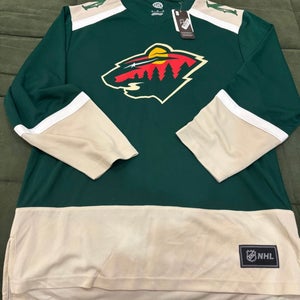 Green Medium Men's Jersey (New)