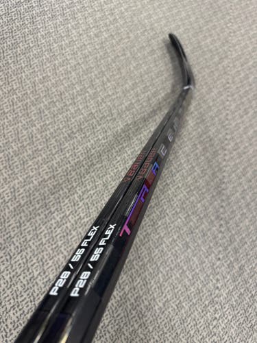 2-Pack Intermediate Black Bauer Nexus Tracer Right Handed Hockey Stick P28 55 Flex (New)