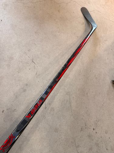 87 Flex P92 Senior Bauer Proto-R Left Hand Hockey Stick Pro Stock (USED)