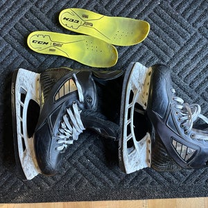 True Pro Custom Hockey Skates Wide Width 8 (Used)