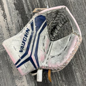 Junior Vaughn V10 Goalie Gloves & Blockers Regular (Used)