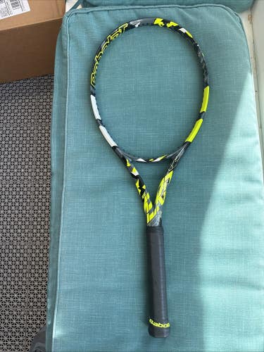 NEW Babolat Pure Aero PLUS 2023 Tennis Racquet size 4 3/8" 300g