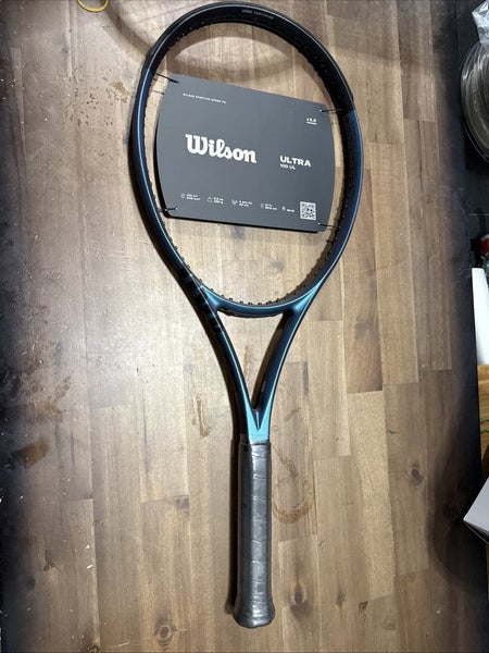 Wilson Ultra 100 UL   4 3/8 Gripsize , 9.2 Oz Unstrung