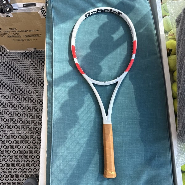 New Babolat Pure Strike 97  10.9oz  4 3/8 Gripsize.  See Our Other Listings!