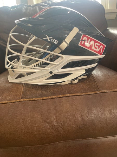 Cascade XRS Pro Helmet (Used), Navy’s rare NASA alternate helmet.