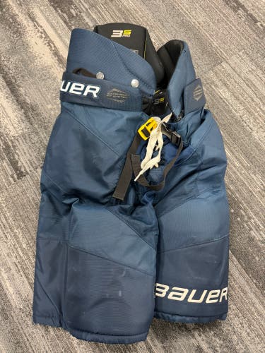 Intermediate Large Bauer Supreme 3S Pro Hockey Pants (Used)