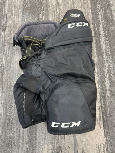 Junior Medium CCM Tacks 5092 Hockey Pants (Used)