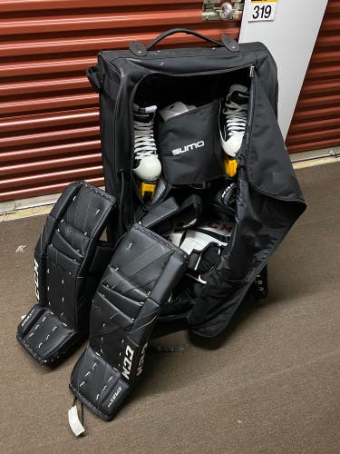 ENTIRE INT GOALIE SET UP CCM / VAUGHN