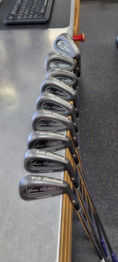 Used Cleveland TA3 FORM FORGED GUN METAL Mens Iron Set RH 2I-PW 11497-S000153510