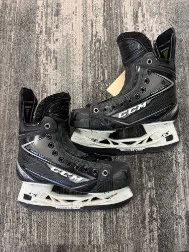 Junior CCM RibCor 80K Hockey Skates Size 4 (Used)