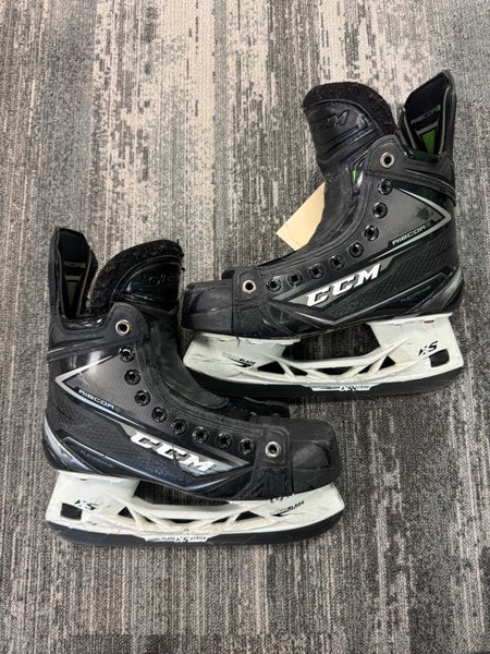 Junior CCM RibCor 80K Hockey Skates Size 4 (Used)