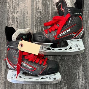 Junior CCM JetSpeed Vibe Hockey Skates | Size 3 Regular