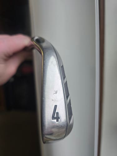 Men's Callaway 4 iron Razr X Right Handed Uniflex Steel Shaft (Used)