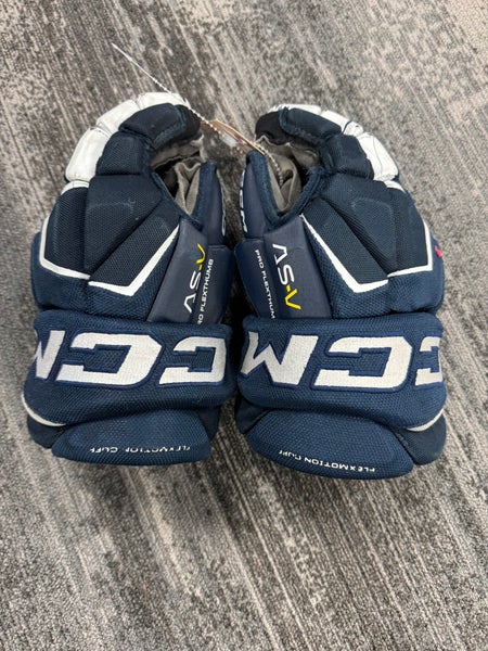 Junior CCM Tacks AS-V Gloves 11" (Used)