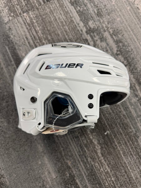 Small Bauer Re-Akt 150 Helmet (Used)