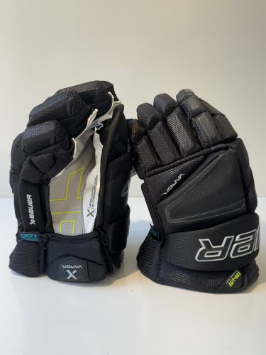 Bauer Vapor Hyperlite Gloves 13" (New)