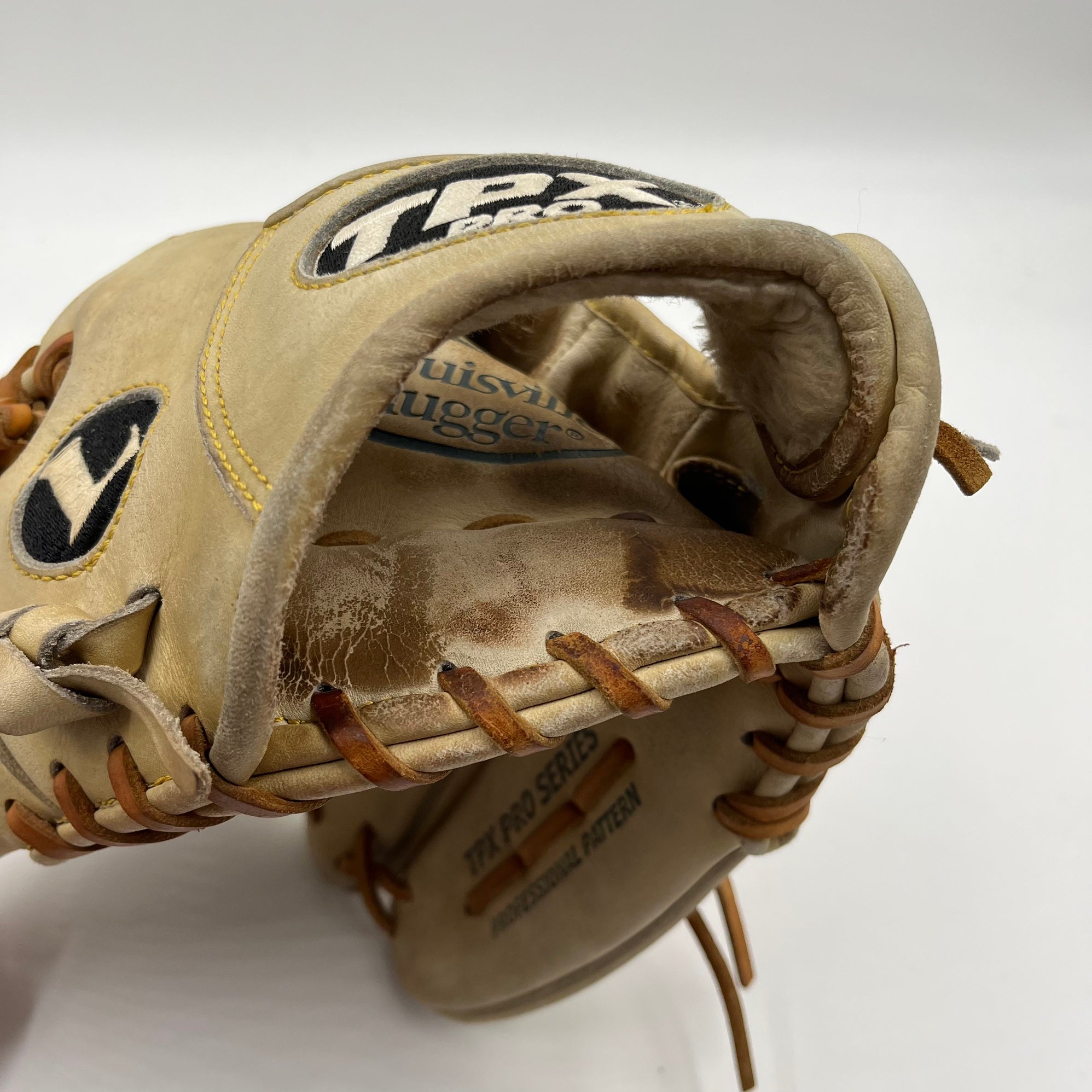 Pro Issue Louisville Slugger TPX Pro 12” Pitchers Glove