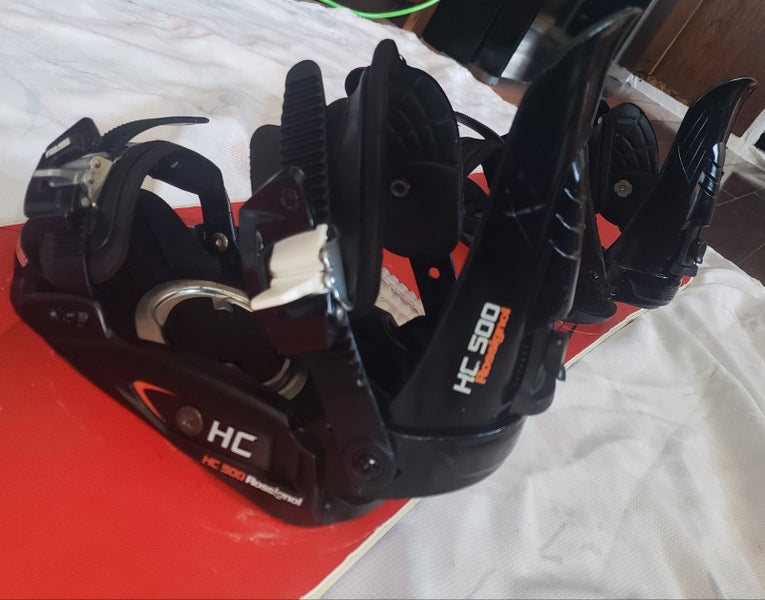 140cm SNOWBOARD ROSSIGNOL with S/M ADULT ROSSIGNOL HC 500 BINDINGS *USED*
