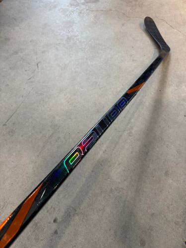 70 Flex P28 Senior Bauer Tracer Left Hand Hockey Stick Pro Stock (Used)