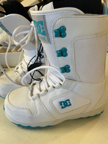 Women's Size M 8.0 (W 9.0) DC Phase Snowboard Boots (Used)